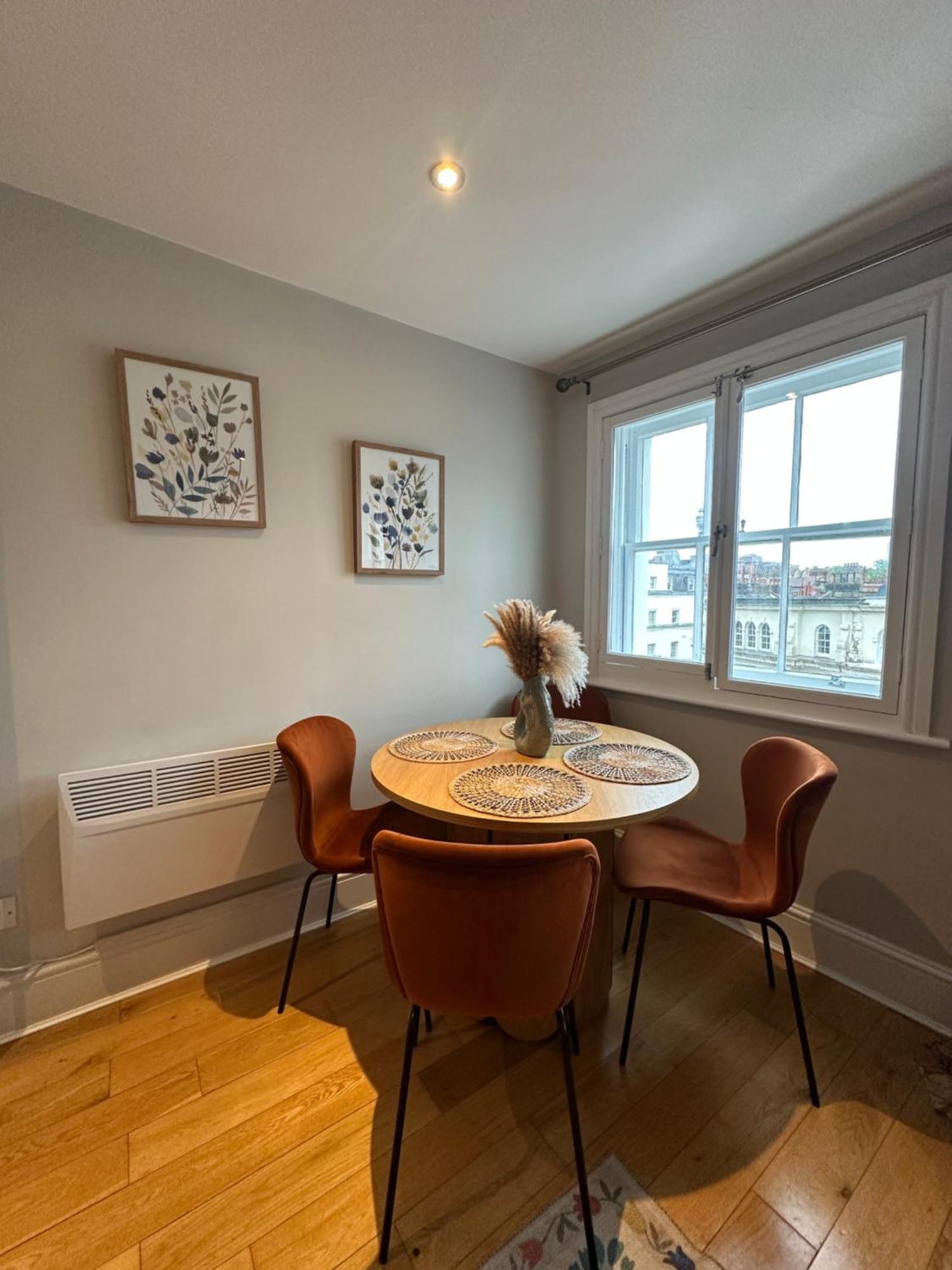 Stylish Flat Minutes From Covent Garden - West End Londres